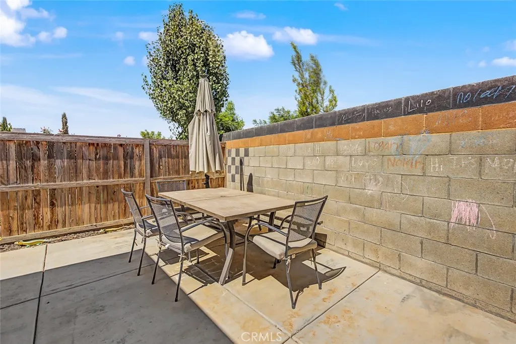 3309 Twin Knolls, Shafter, CA 93263 - Photo 4 of 30, Shafter, CA