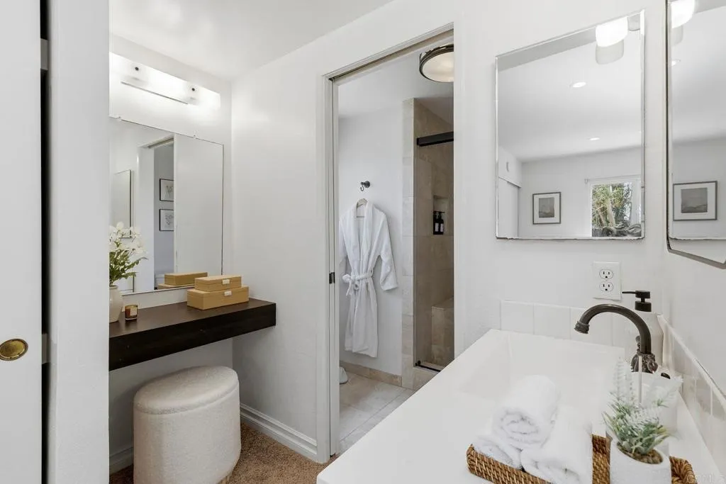 https://cdn.realtyfeed.com/cdn/127/306759311/3a892b72e9561d7e458908cadd6ece48.webp