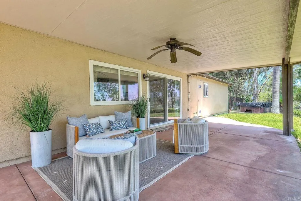 https://cdn.realtyfeed.com/cdn/127/306759311/59bcdf5f41db90d3d9d3e20384024ba8.webp