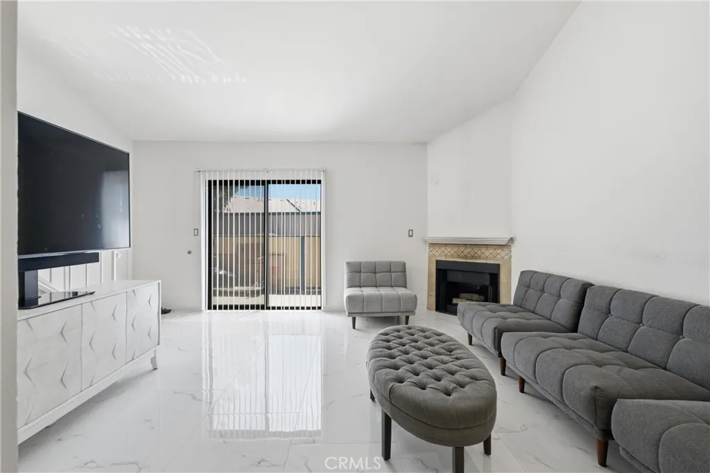 44550 15th Street East Unit 8, Lancaster, CA 93535 - Photo 5 of 23, Lancaster, CA