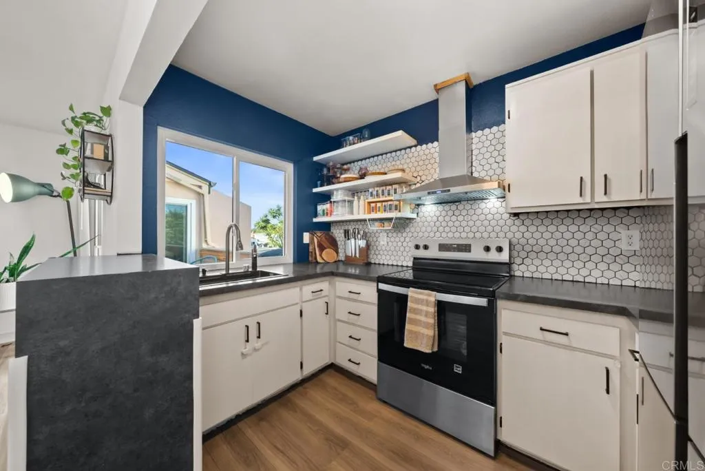 Photo #3: PTP2605051 Listing: Photo #3