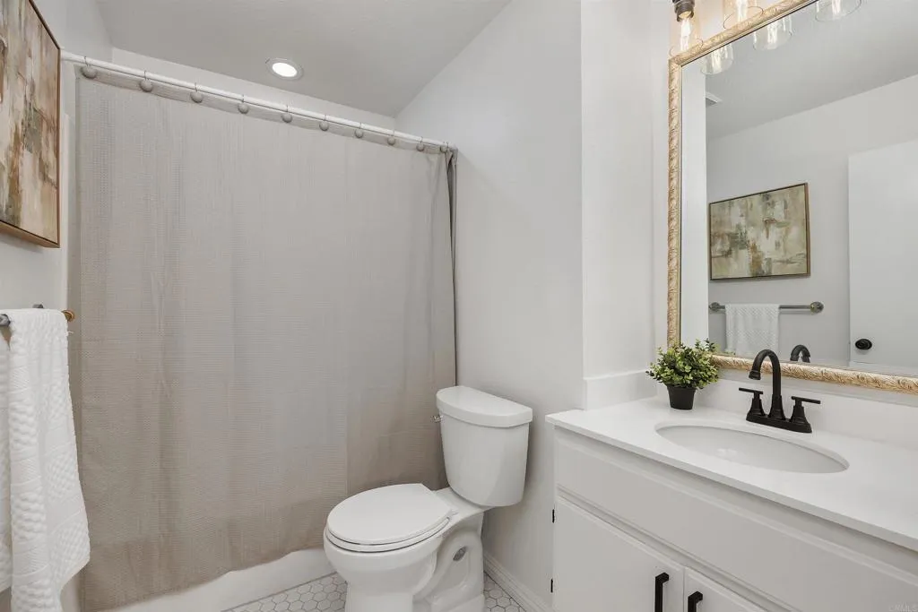 https://cdn.realtyfeed.com/cdn/127/306759351/1fdf2d29b8a9b6289917df7eb1fa0d8d.webp