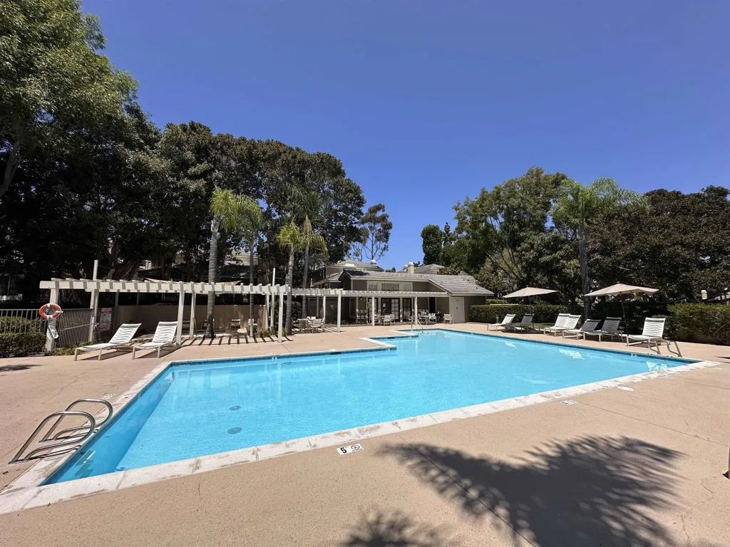 https://cdn.realtyfeed.com/cdn/127/306759351/475fbf7bf6ebbd31def43b851d947539.webp