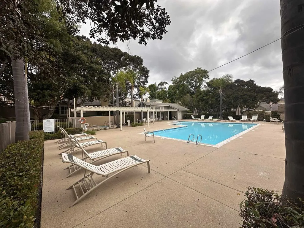 https://cdn.realtyfeed.com/cdn/127/306759351/4d91123b3dc8c93e0f3211c34c4f09be.webp