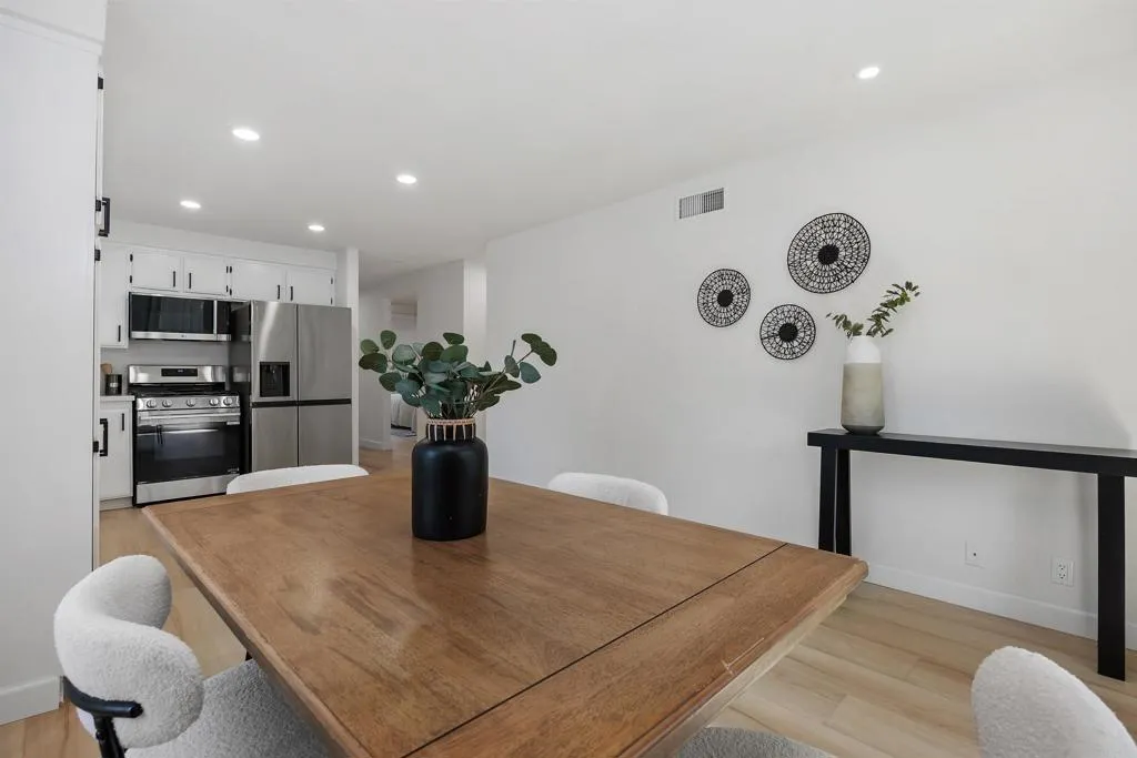 https://cdn.realtyfeed.com/cdn/127/306759351/5bdf7d76e74035837b183c3462d4894c.webp