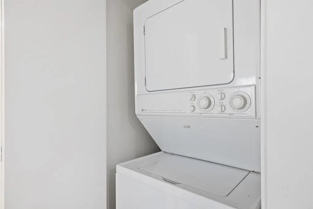 https://cdn.realtyfeed.com/cdn/127/306759351/9baadb845029f6b415f2c54b5488954d.webp