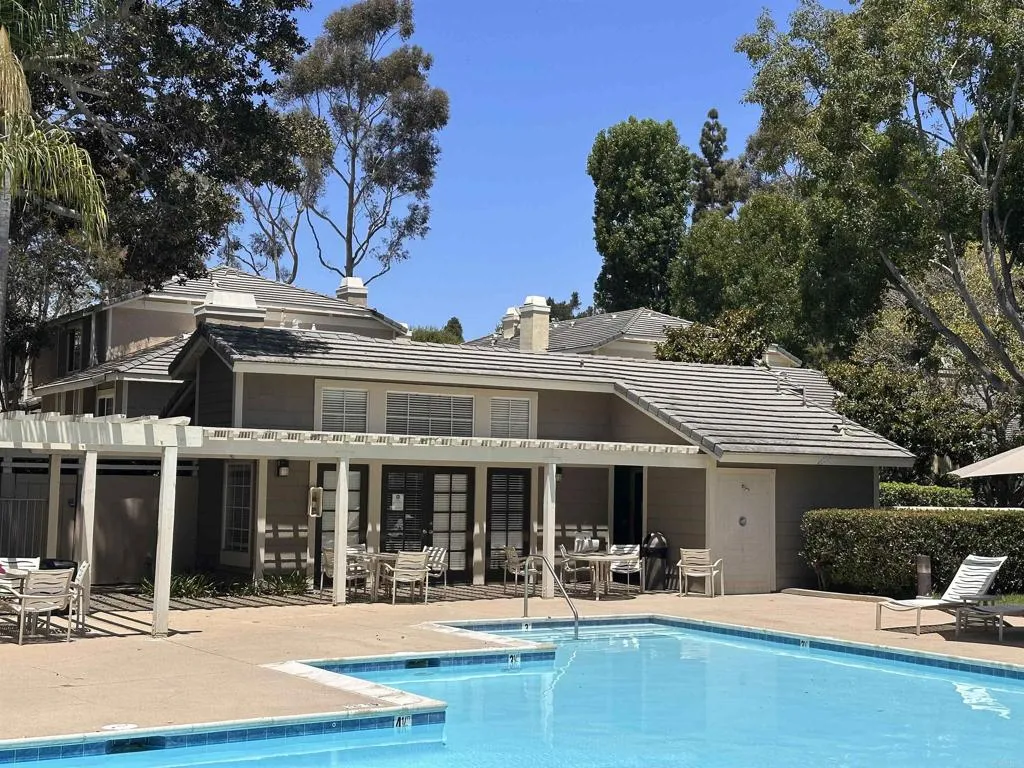https://cdn.realtyfeed.com/cdn/127/306759351/cf3621efe02c6dc7fc38645efafdb695.webp