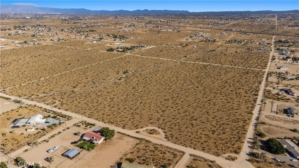 1 Nevada, Phelan, CA 92371 - Photo 3 of 46, Phelan, CA