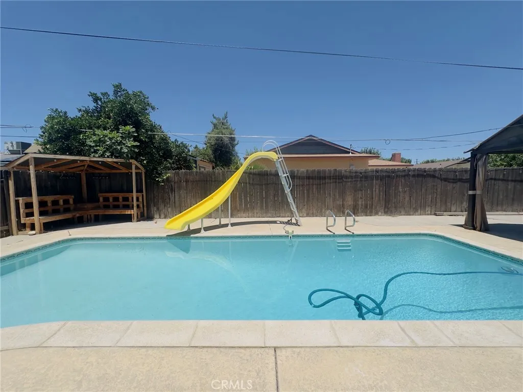 544 Meadow Lane, Lemoore, CA 93245 - Photo 3 of 20, Lemoore, CA