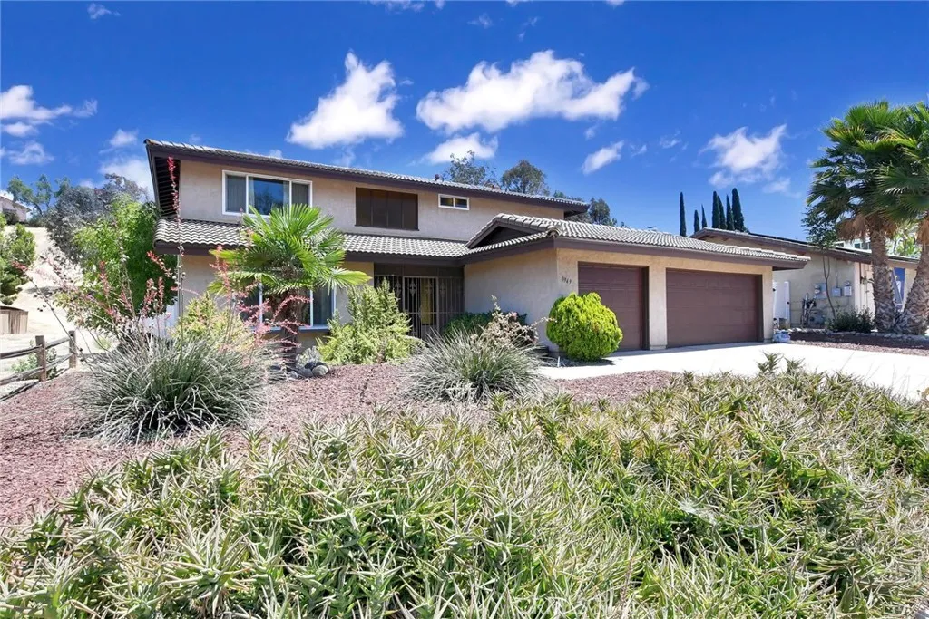 https://cdn.realtyfeed.com/cdn/127/306759396/0b9146506fd7f3f4f6d037c941f630a2.webp