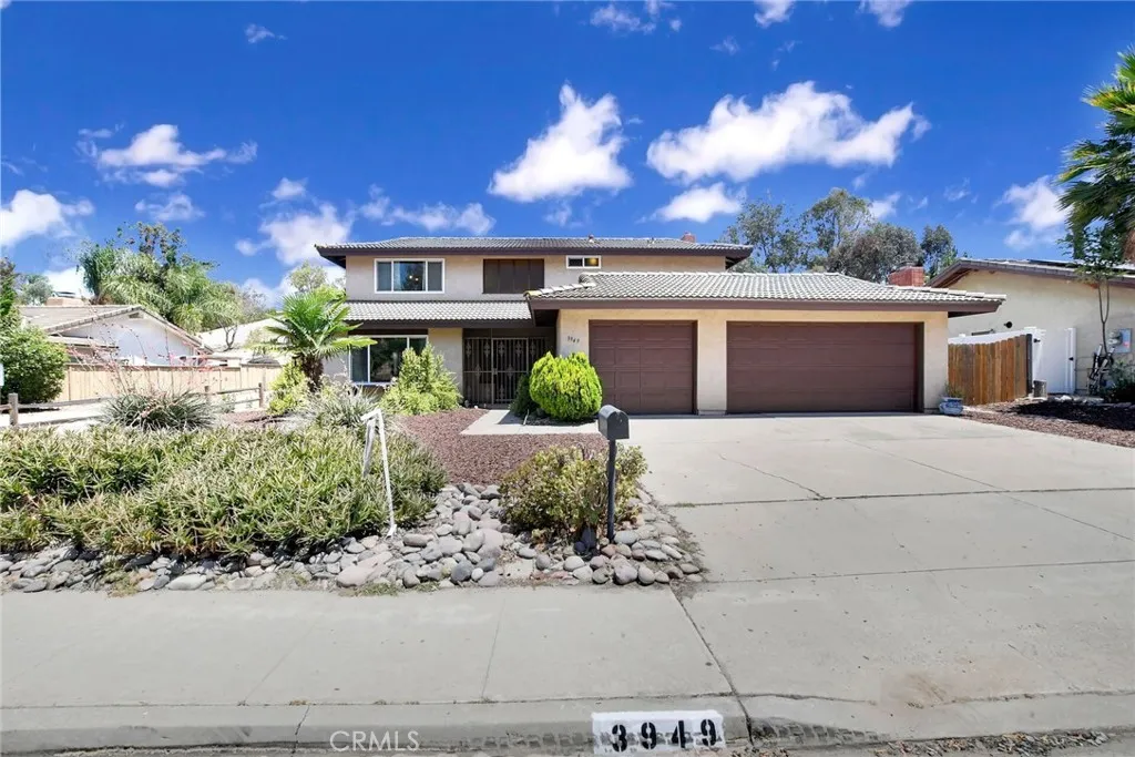 https://cdn.realtyfeed.com/cdn/127/306759396/70c223894ec6cbd6cdf87726d057aabb.webp