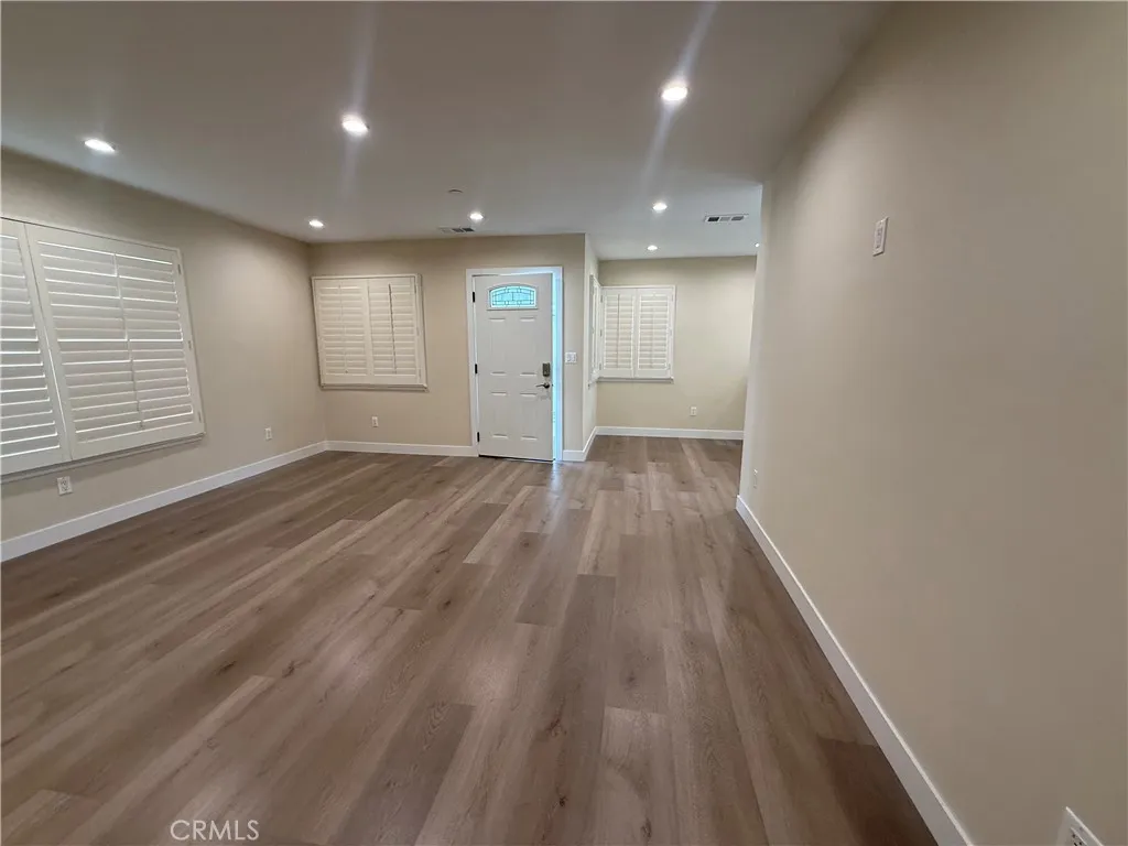 14437 Astoria Street, Sylmar, CA 91342 - Photo 5 of 12, Sylmar, CA