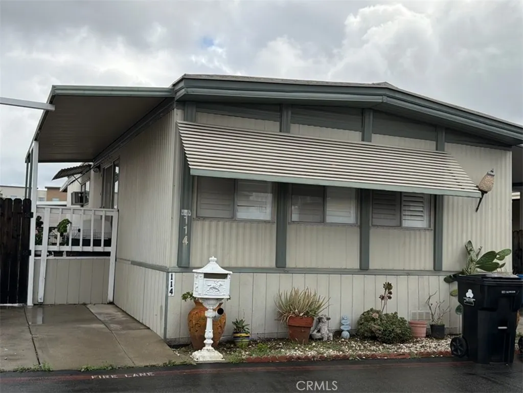 20652 Lassen Unit 114, Chatsworth, CA 91311 - Photo 2 of 32, Chatsworth, CA