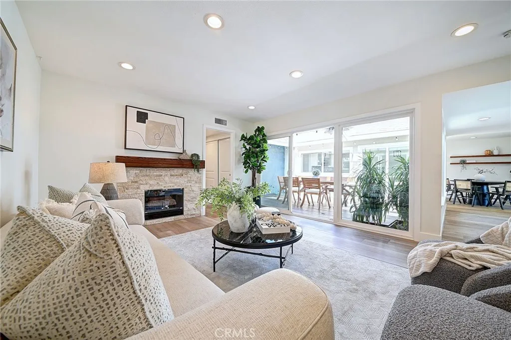 4805 E Tanglewood, Anaheim, CA 92807 - Photo 4 of 40, Anaheim, CA