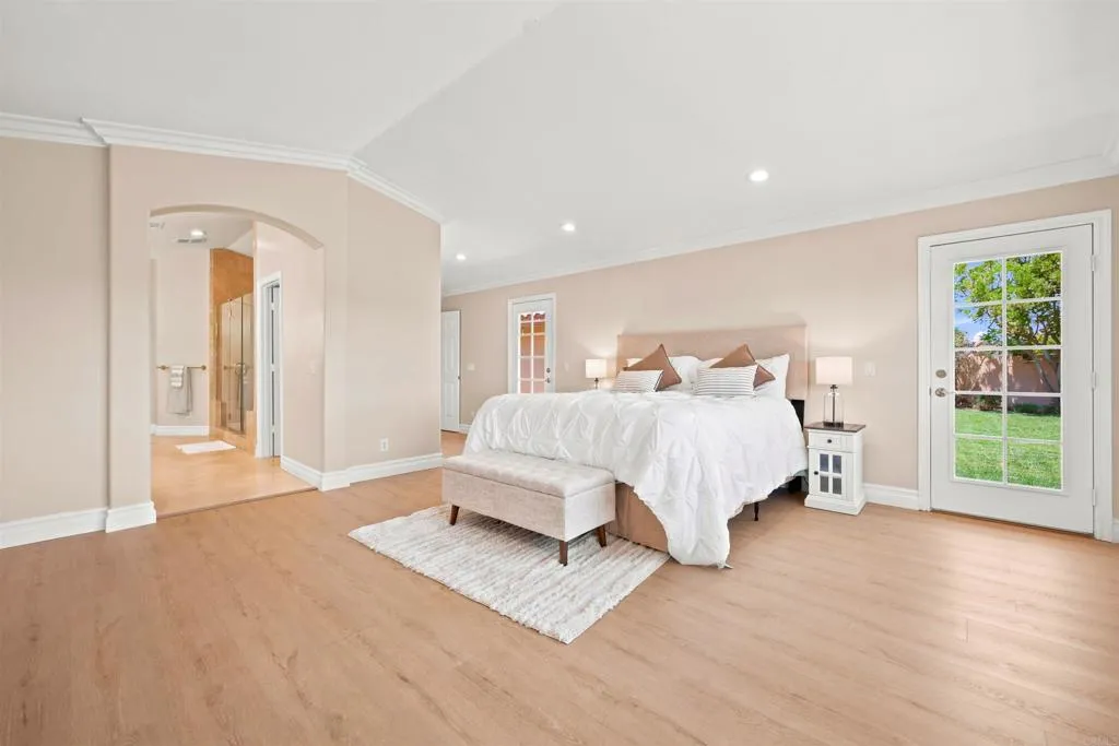 https://cdn.realtyfeed.com/cdn/127/306759426/e49ba24901462ba17b6009b735ab34db.webp