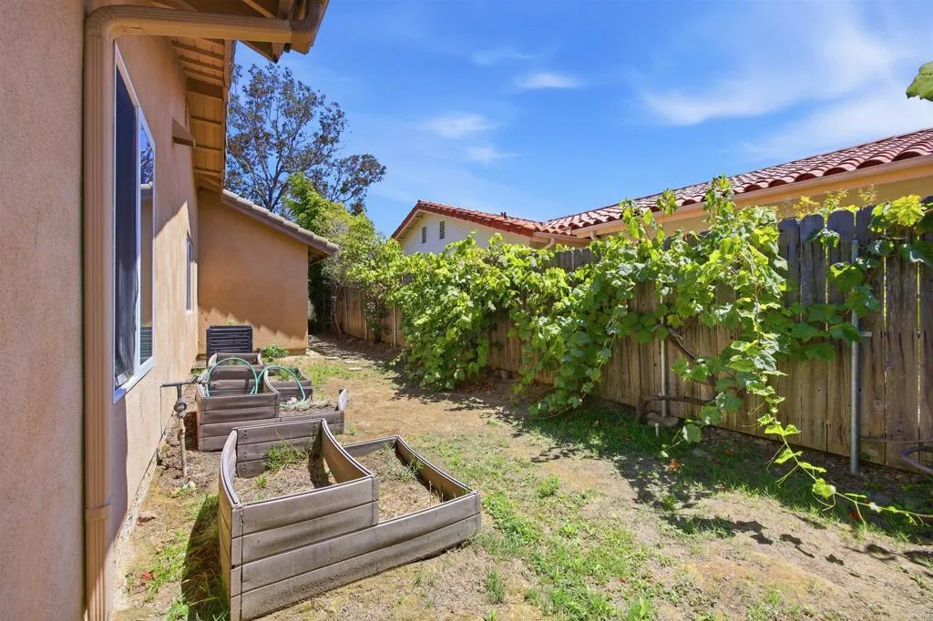 https://cdn.realtyfeed.com/cdn/127/306759426/ec1fabd08831b65fbe032eaee292b089.webp