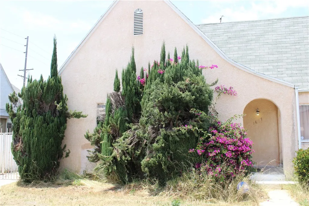 1657 S Fairfax, Los Angeles, CA 90019 - Photo 4 of 9, Los Angeles, CA