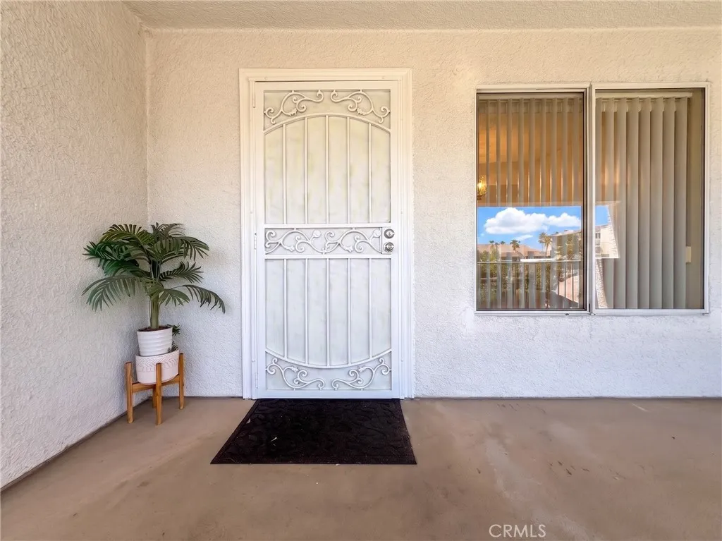 10282 Tujunga Canyon Boulevard Unit 201, Tujunga, CA 91042 - Photo 2 of 20, Tujunga, CA