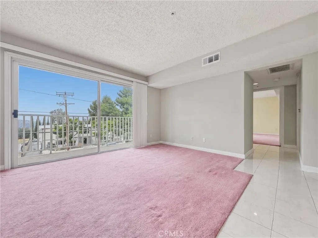 10282 Tujunga Canyon Boulevard Unit 201, Tujunga, CA 91042 - Photo 4 of 20, Tujunga, CA
