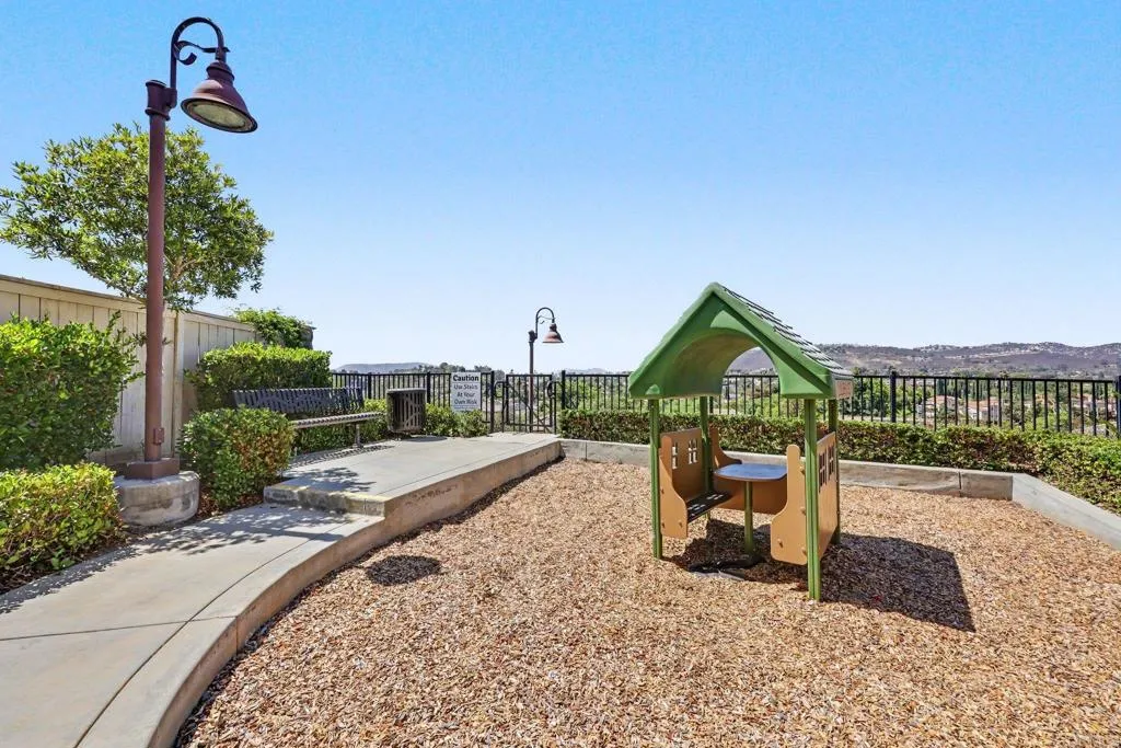 https://cdn.realtyfeed.com/cdn/127/306759467/51dc656af4a0b76299b76041d2d712eb.webp