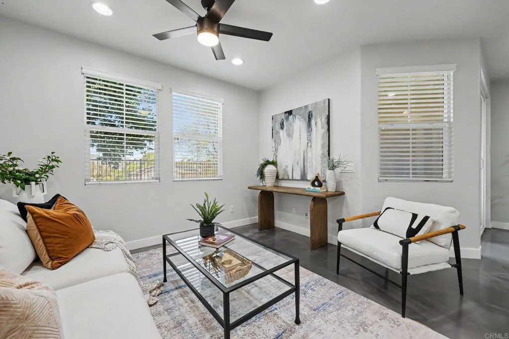 https://cdn.realtyfeed.com/cdn/127/306759467/9aa72524b6f5f7cbe08a84fb6e677faa.webp