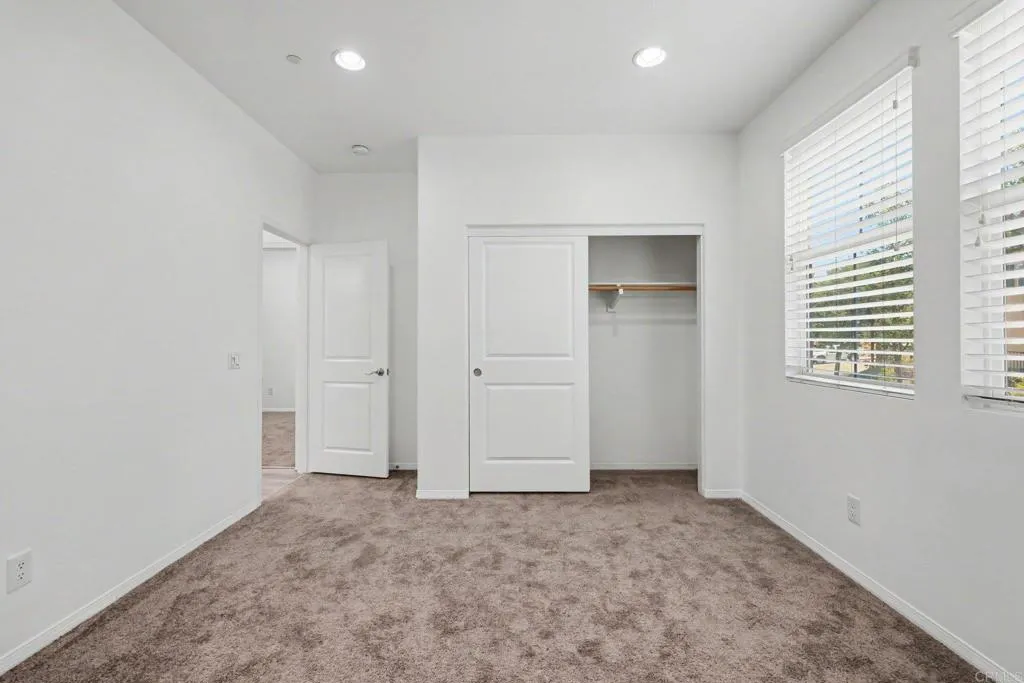 https://cdn.realtyfeed.com/cdn/127/306759467/c1a6e73b195eb966af1bf67732d2a67b.webp