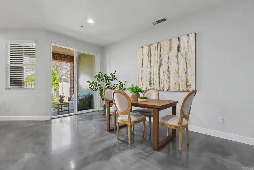 https://cdn.realtyfeed.com/cdn/127/306759467/c9e972f2a82f8a2dfb7a1cc060fc3d81.webp
