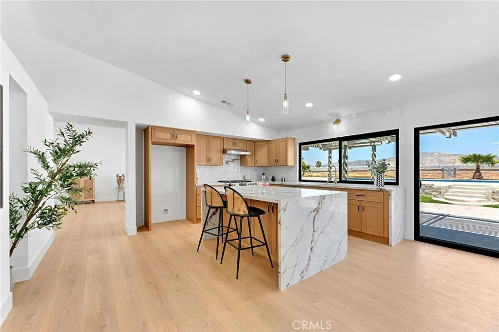 19414 Dry Gulch, Corona, CA 92881 - Photo 3 of 34, Corona, CA