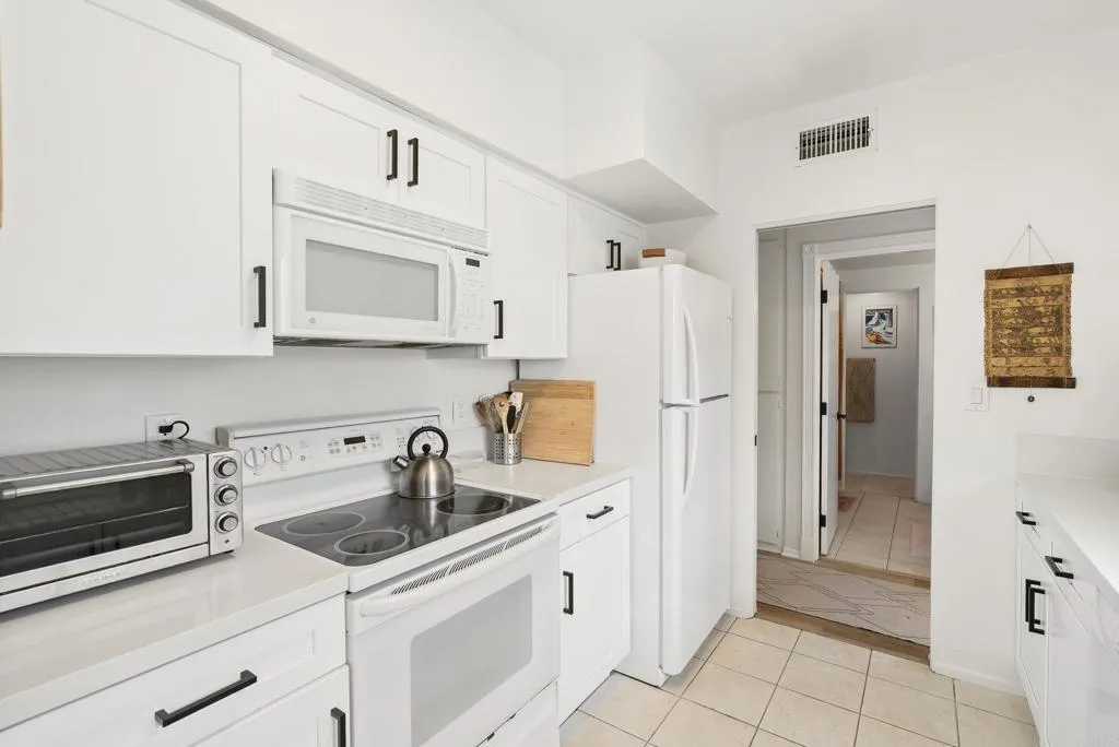 https://cdn.realtyfeed.com/cdn/127/306759480/2aae9601105dc1a165b5077fbdf52479.webp