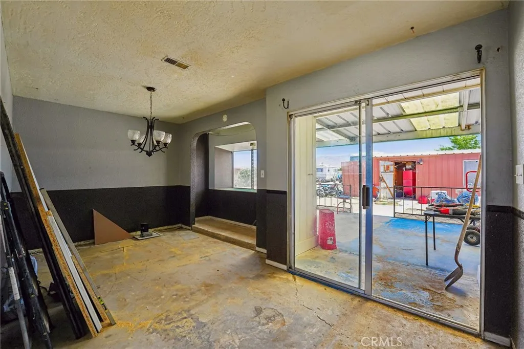 13207 Nicola Road, Apple Valley, CA 92308 - Photo 5 of 33, Apple Valley, CA