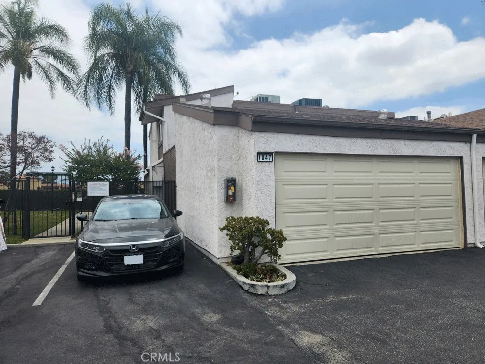 1047 E Huntington Drive Unit C, Monrovia, CA 91016 - Photo 2 of 15, Monrovia, CA