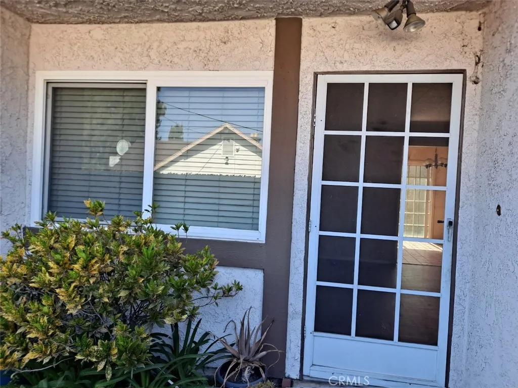1047 E Huntington Drive Unit C, Monrovia, CA 91016 - Photo 5 of 15, Monrovia, CA