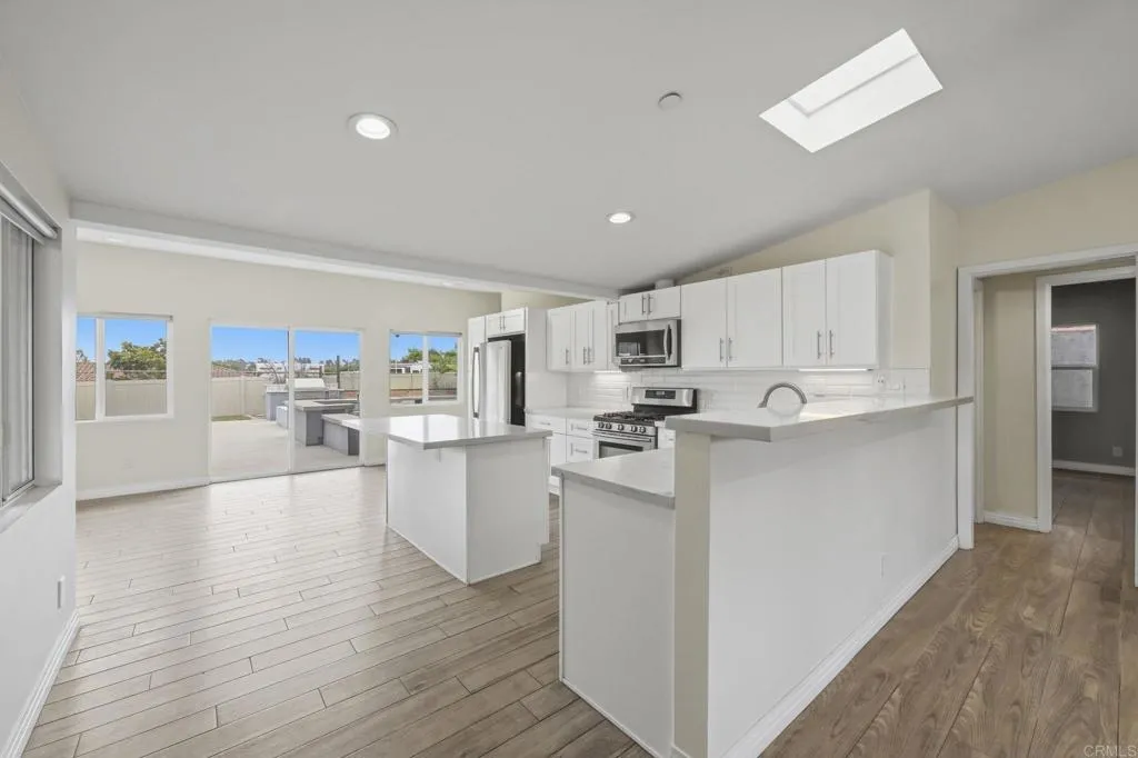 https://cdn.realtyfeed.com/cdn/127/306759540/4d352c61f9abfc90d252ad99b275b192.webp