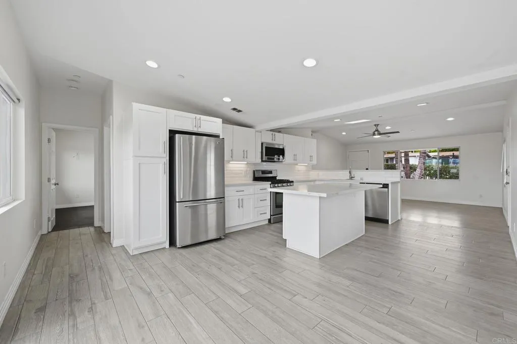 https://cdn.realtyfeed.com/cdn/127/306759540/59ddc486bc3caa96f85b0a6107169820.webp