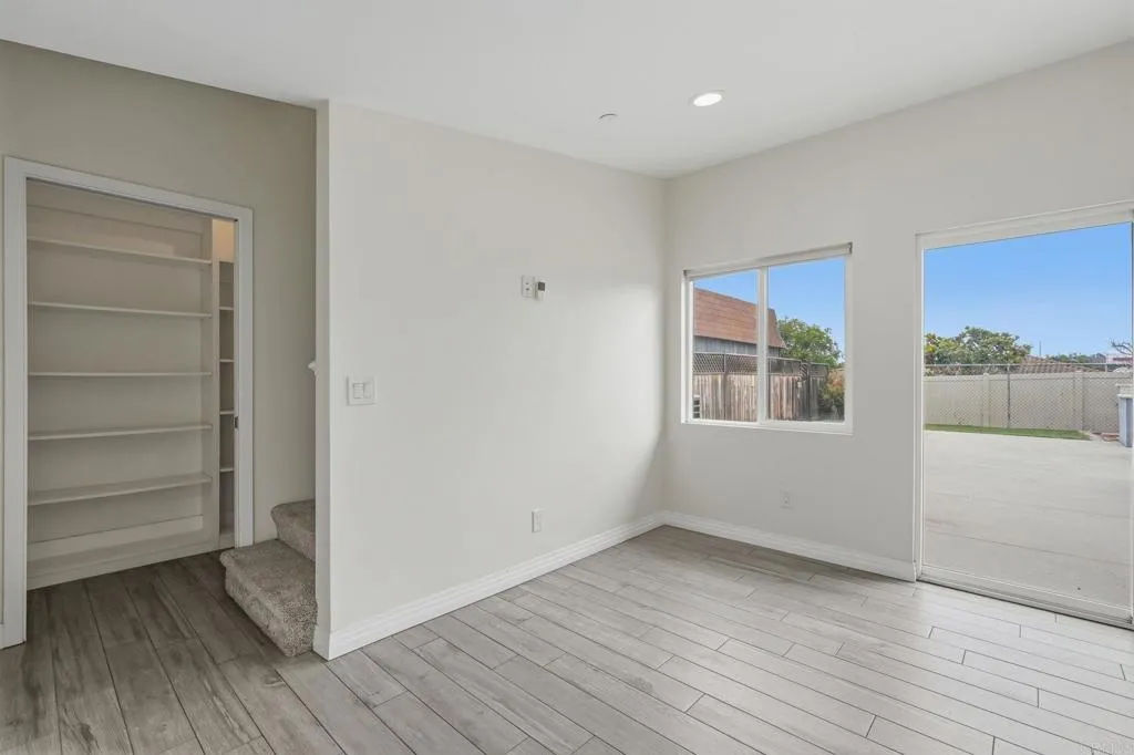 https://cdn.realtyfeed.com/cdn/127/306759540/cbad38c909d81790c933d7529a0da0d2.webp