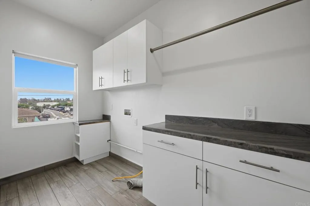 https://cdn.realtyfeed.com/cdn/127/306759540/f1394c0b4ef721b18fd56990bccead72.webp