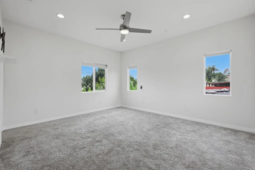 https://cdn.realtyfeed.com/cdn/127/306759540/ff58ccf7b1e3b0fac433d6f61251a80b.webp