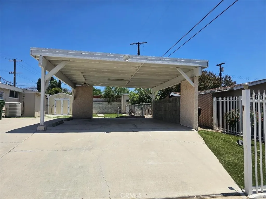 13084 Vaughn, San Fernando, CA 91340 - Photo 3 of 28, San Fernando, CA