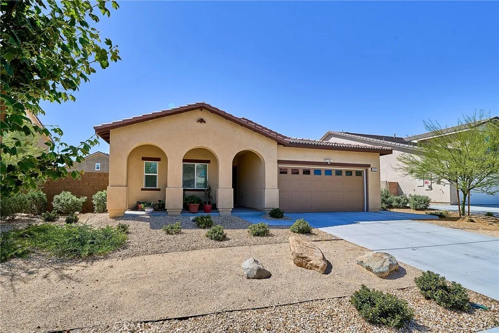 13023 Camino Valle Way, Victorville, CA 92394 - Photo 4 of 61, Victorville, CA
