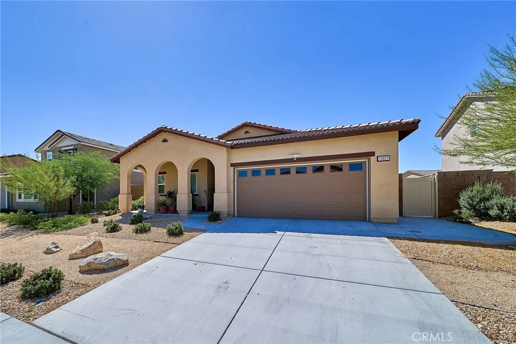 13023 Camino Valle Way, Victorville, CA 92394 - Photo 5 of 61, Victorville, CA
