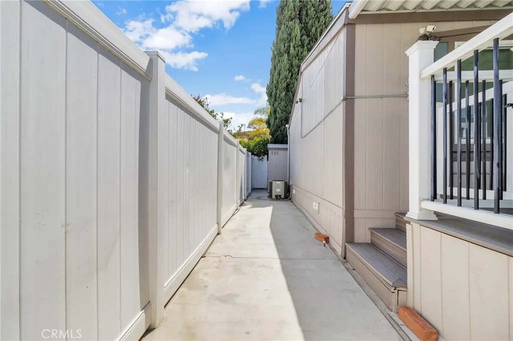 https://cdn.realtyfeed.com/cdn/127/306759609/1f62490d086b4356448da008419f3d60.webp