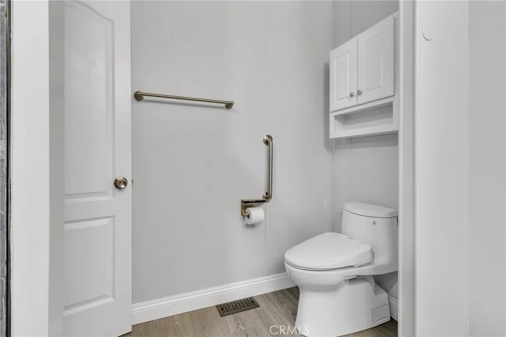 https://cdn.realtyfeed.com/cdn/127/306759609/8576144cbb7fcff8d6d09a445ab9a514.webp