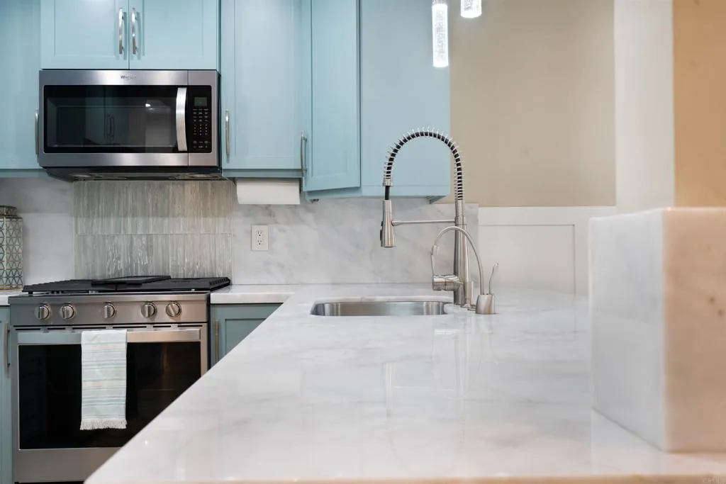 https://cdn.realtyfeed.com/cdn/127/306759617/1cb031e8889e43eee148bdae82d8883c.webp