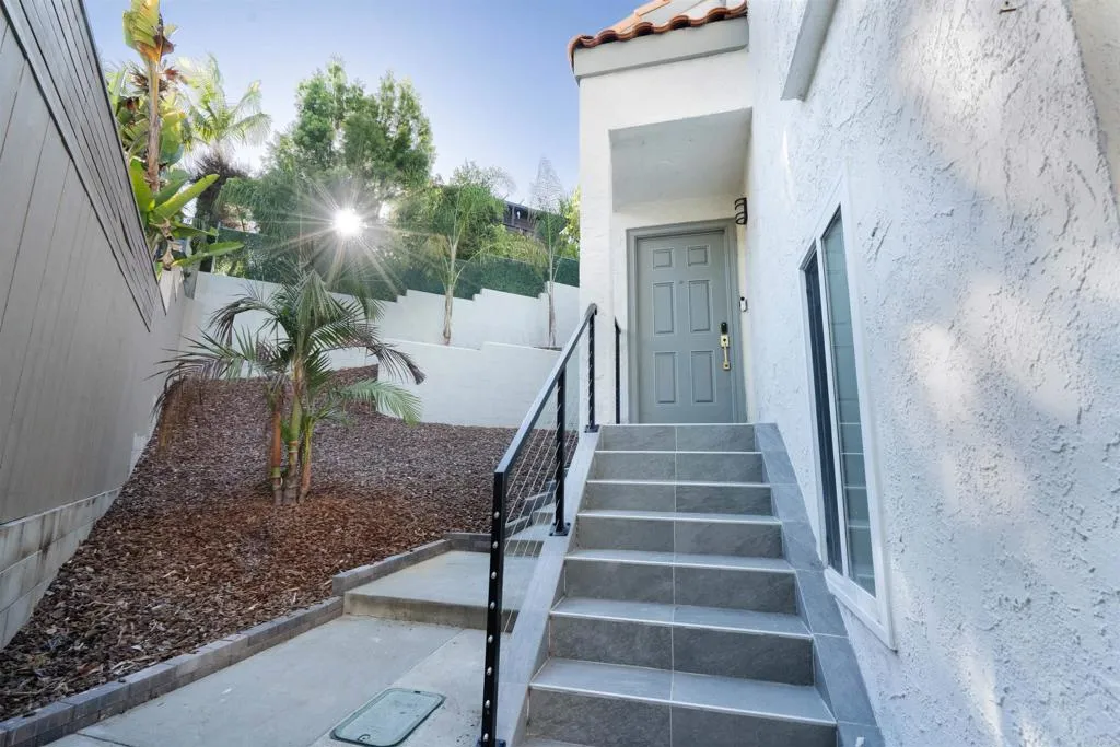 https://cdn.realtyfeed.com/cdn/127/306759617/503a2b241c82d64d55543cb14f3bab20.webp