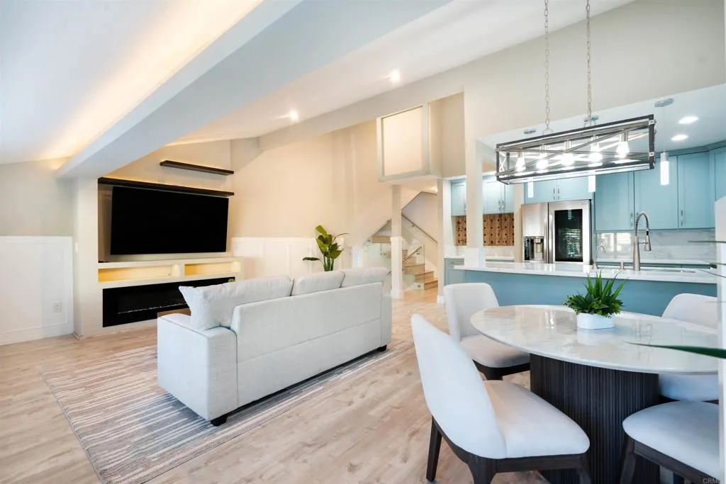 https://cdn.realtyfeed.com/cdn/127/306759617/73a70cb34bf20fdb93da452e0cefabd6.webp