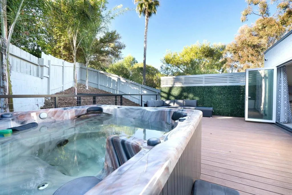 https://cdn.realtyfeed.com/cdn/127/306759617/ea0995ffc5da008601374cbd0b36c803.webp
