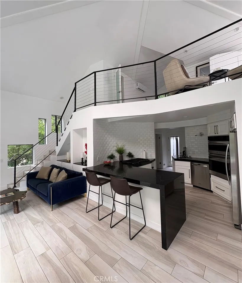 10051 Westwanda Drive, Beverly Hills, CA 90210 - Photo 4 of 52, Beverly Hills, CA