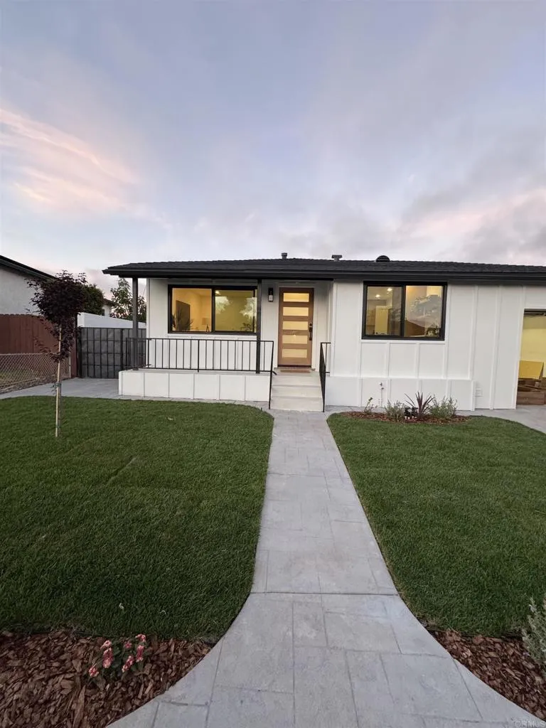 2868 Wyandotte Avenue, San Diego CA 92117