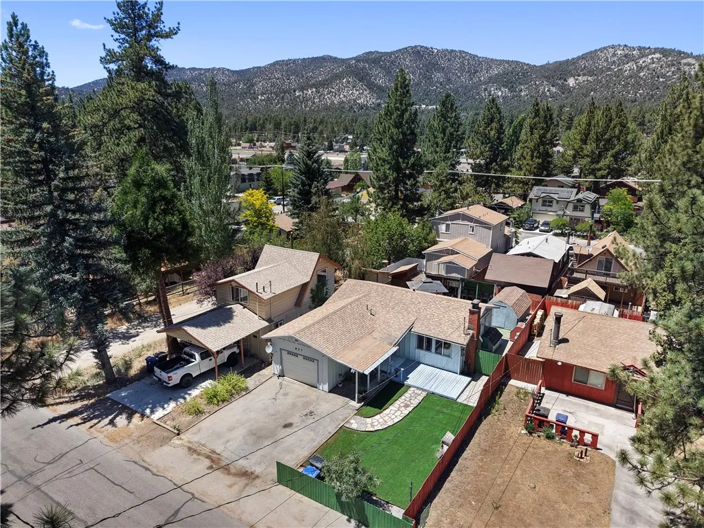 927 W Aeroplane, Big Bear City, CA 92314 - Photo 4 of 44, Big Bear City, CA
