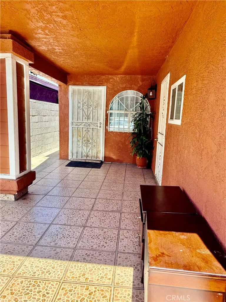 8906 Elm, Los Angeles, CA 90002 - Photo 4 of 35, Los Angeles, CA